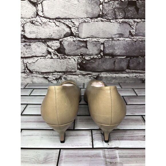 VTG Enzo Angiolini Nude Beige Leather Slip On Dress Heels Women Sz 7M US/37.5EU - Picture 16 of 16